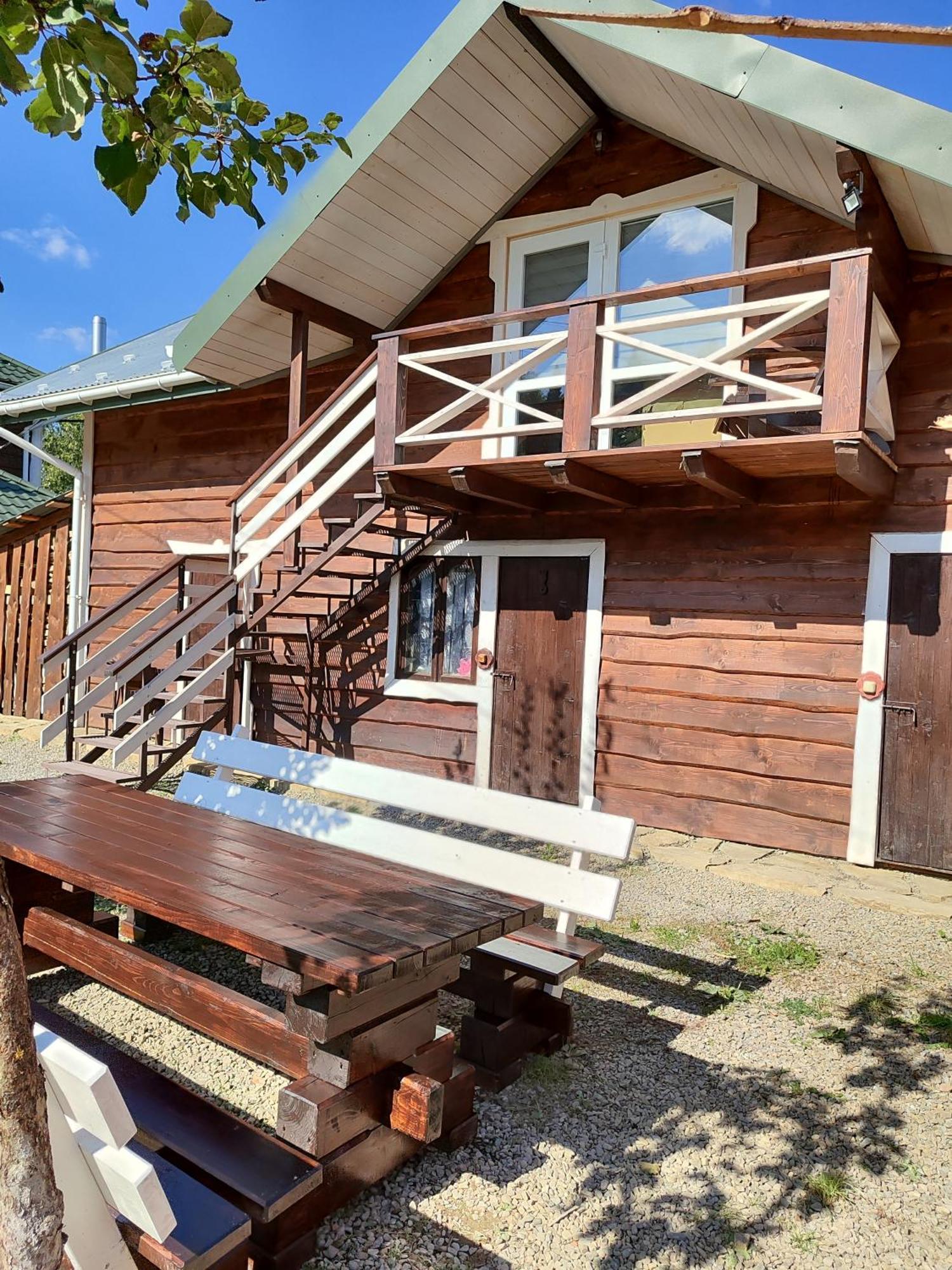 Кольорові Подорожі 2 Apartment สลาฟสเก ภายนอก รูปภาพ