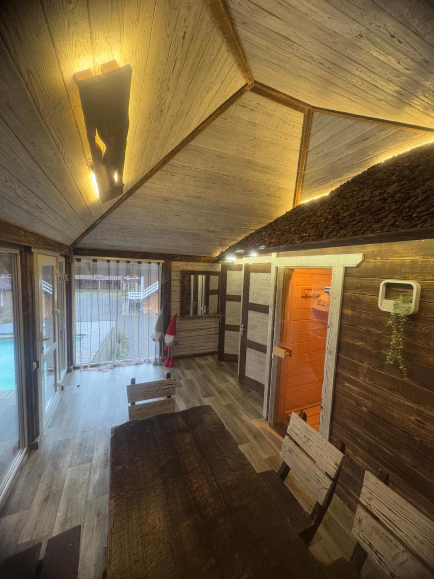Кольорові Подорожі 2 Apartment สลาฟสเก ภายนอก รูปภาพ