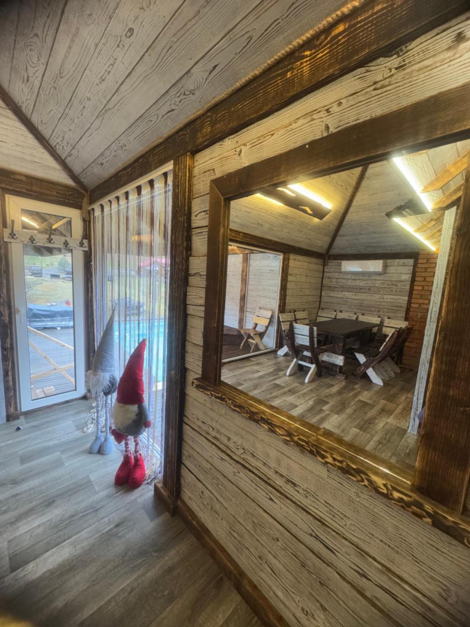Кольорові Подорожі 2 Apartment สลาฟสเก ภายนอก รูปภาพ
