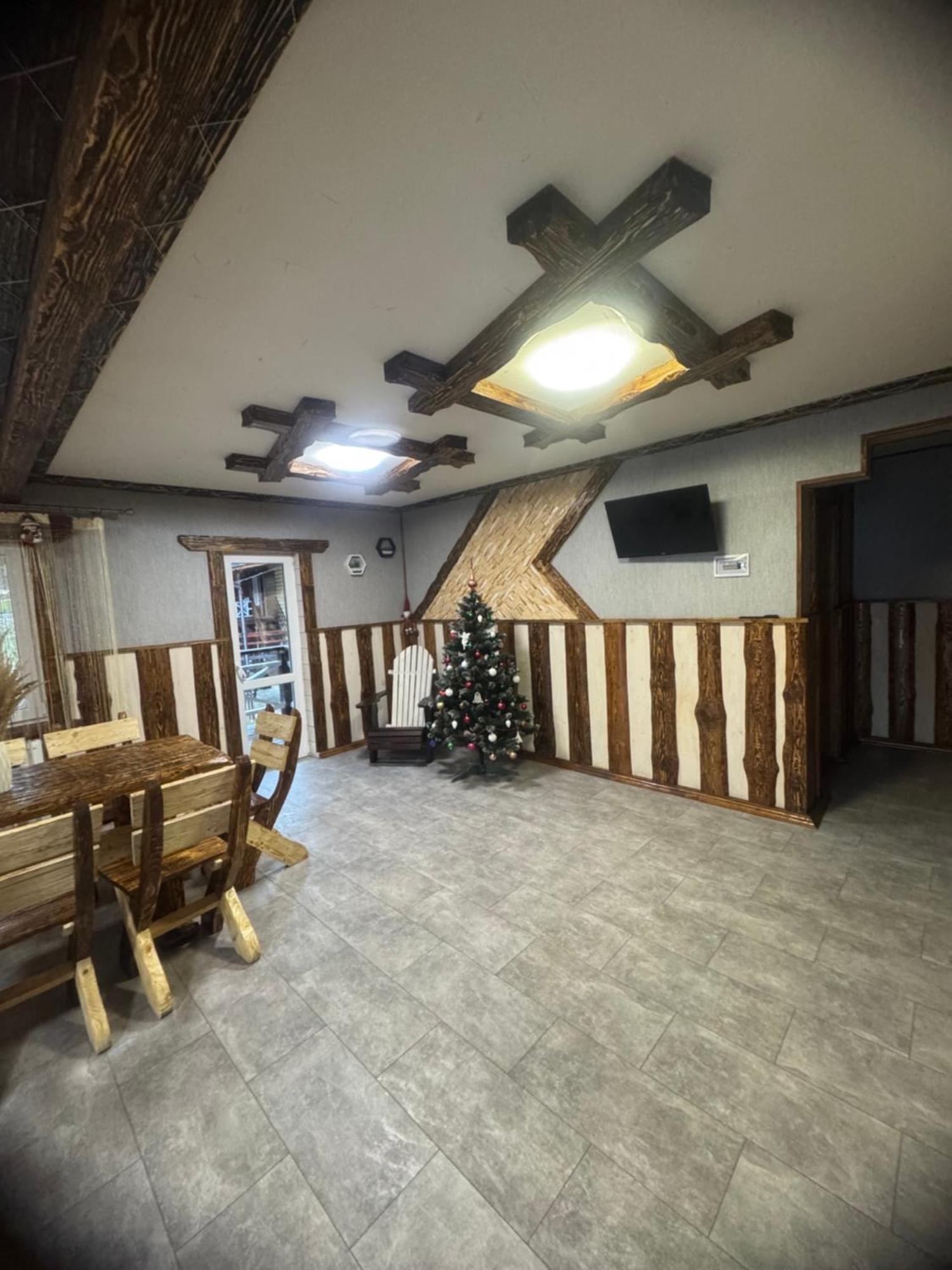 Кольорові Подорожі 2 Apartment สลาฟสเก ภายนอก รูปภาพ
